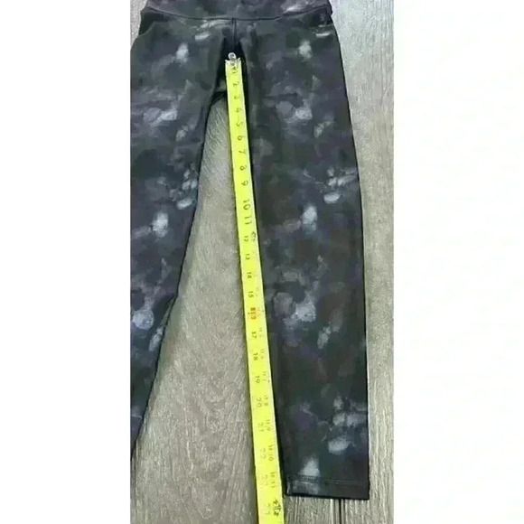 Old Navy Womens Powersoft Extra High Rise Galaxy Leggings Hidden Pocket Sz XS - Picture 4 of 10